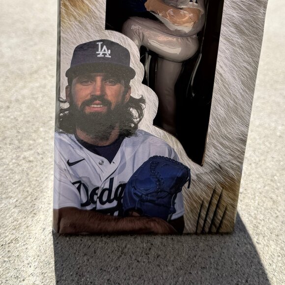 THE CAT MAN - Tony Gonsolin 2023 LA Dodgers Bobblehead SGA - Picture 2 of 5